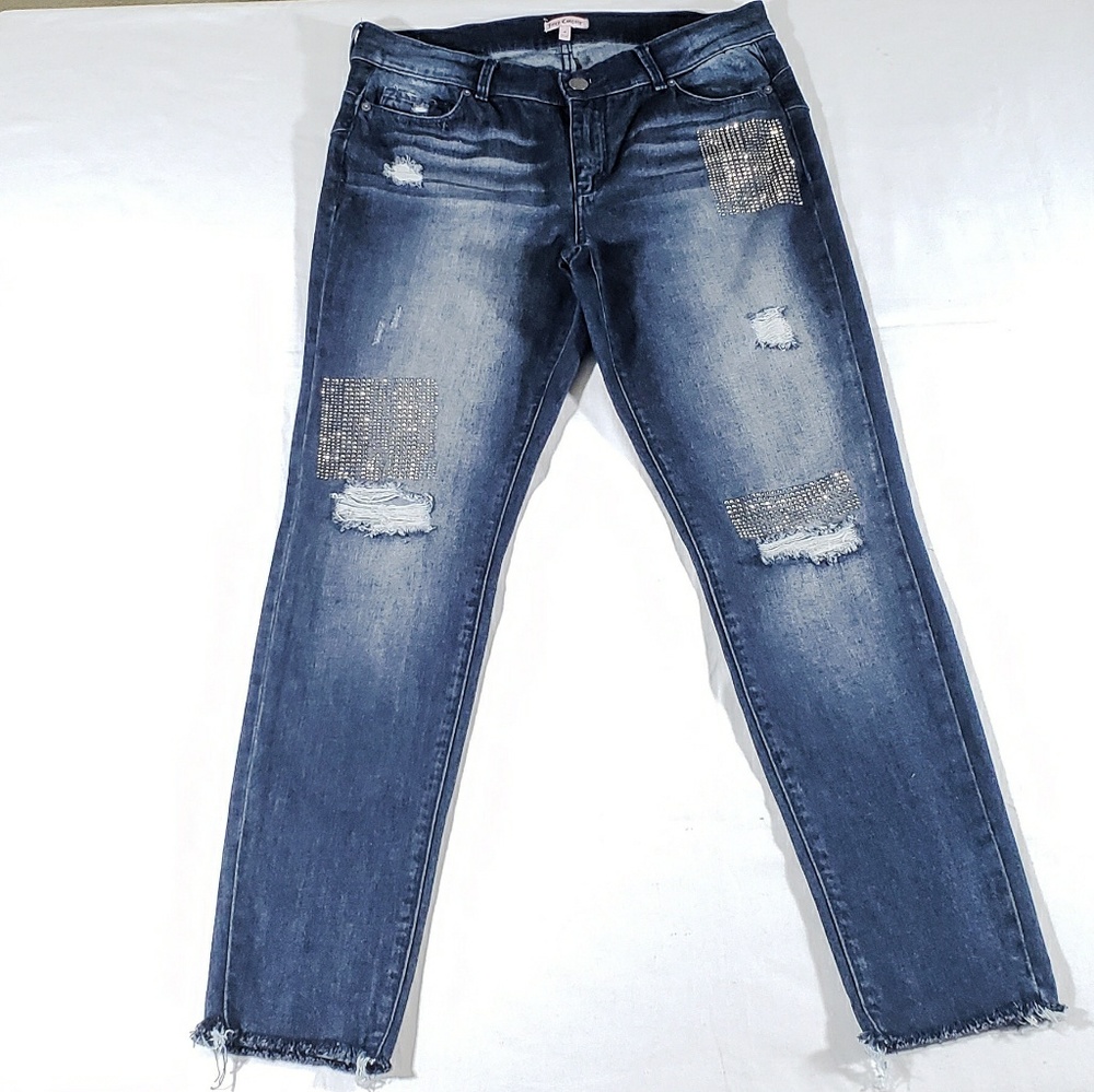 FINAL PRICE!! JUICY CUTOUTURE Distressed Skinny.